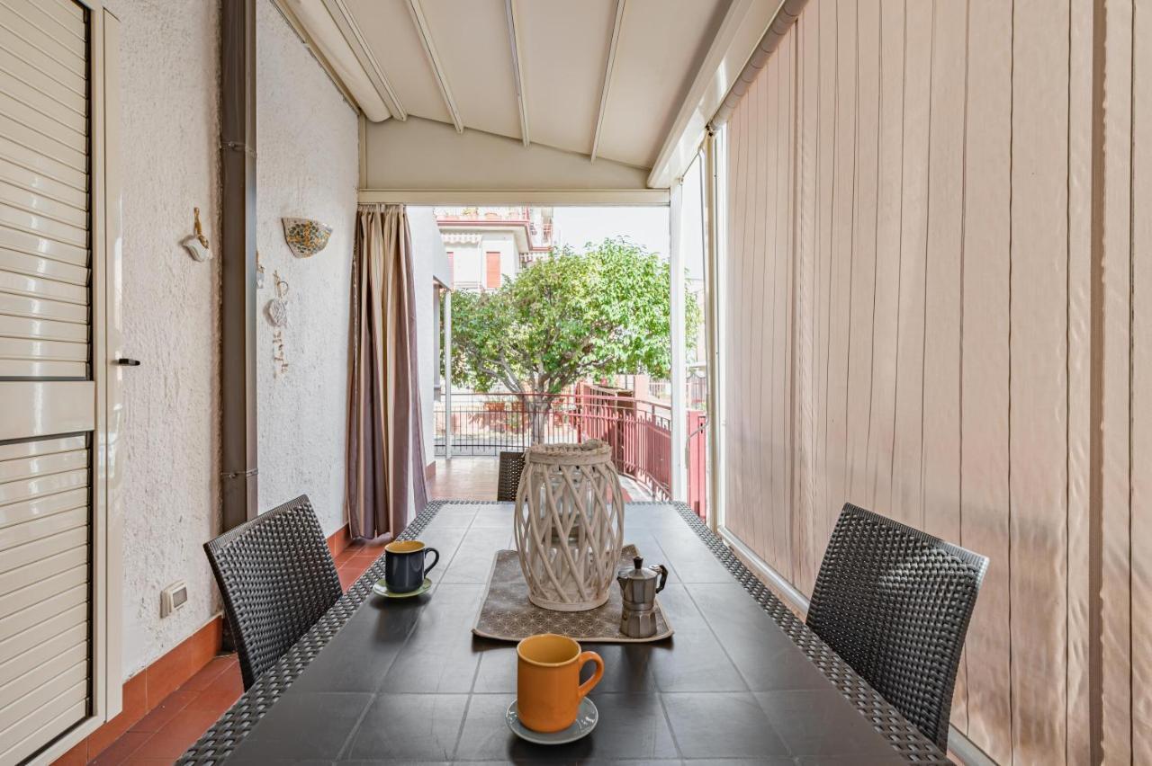 Naxos Bay Flat With Terrace 50 Meters From The Sea Appartement Giardini-Naxos Buitenkant foto